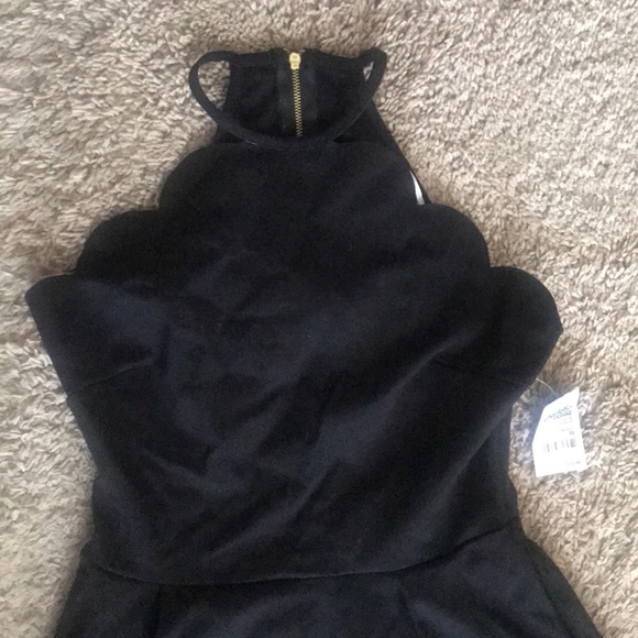 Charlotte Russe Dresses & Skirts - Black dress with scalloped neckline